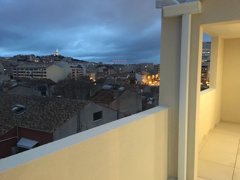 Appartement T4 traversant au coeur du 8e arrondissement de Marseille